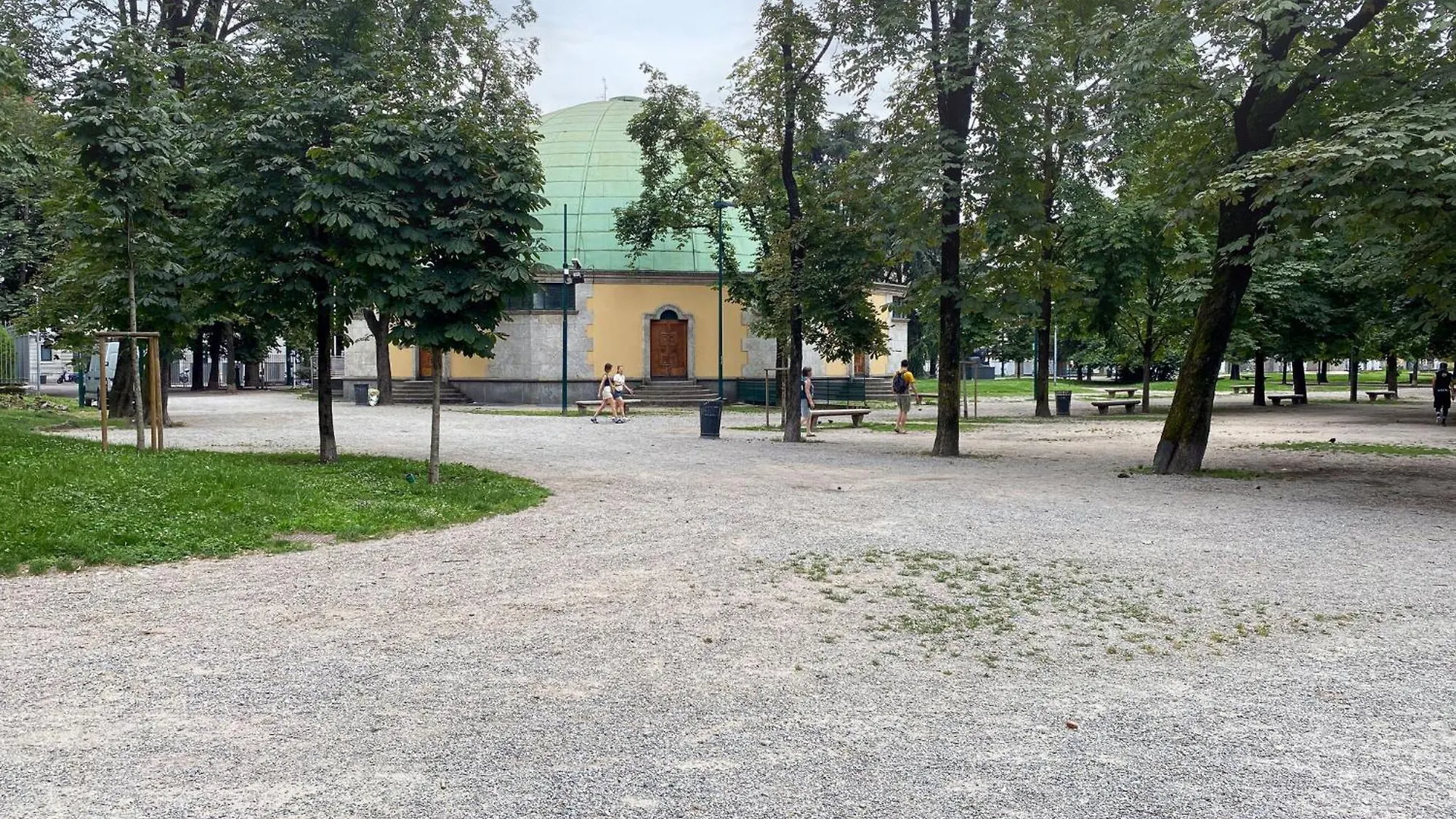 Tadino Ai Giardini Indro Montanelli By Halldis Milano Italien